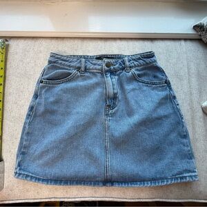 Forever 21 Blue and Gold A-Line Mini Skirt